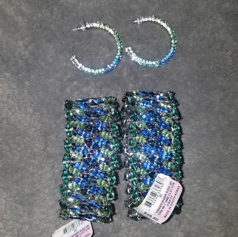 Jewlery Set *Offers welcomed*